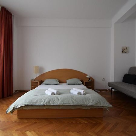 Appartement Resedinta Lui Calin - Downtown Park Cismigiu à Bucarest Extérieur photo