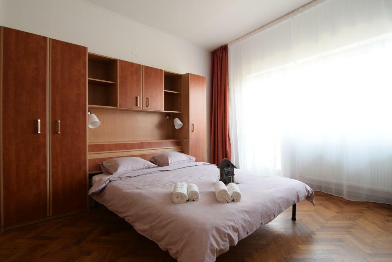 Appartement Resedinta Lui Calin - Downtown Park Cismigiu à Bucarest Extérieur photo