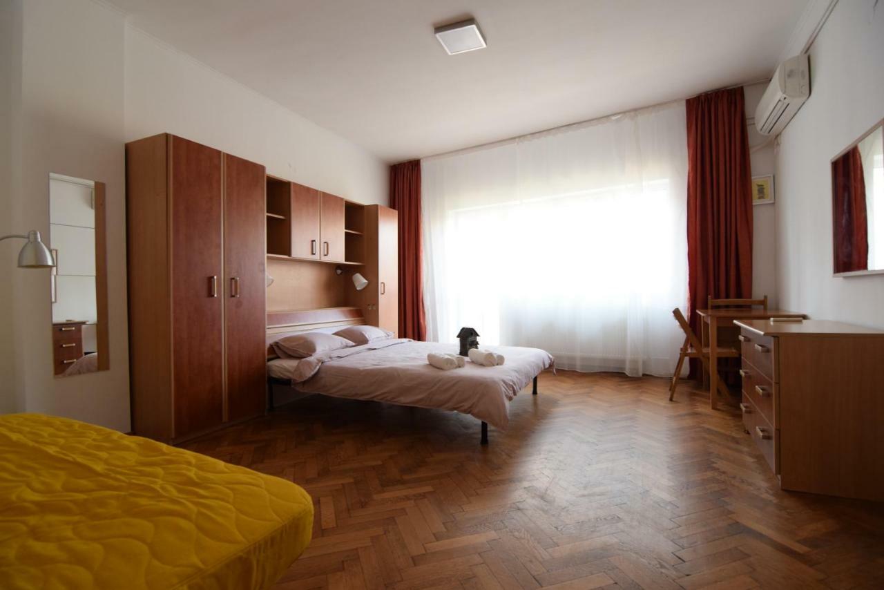 Appartement Resedinta Lui Calin - Downtown Park Cismigiu à Bucarest Extérieur photo