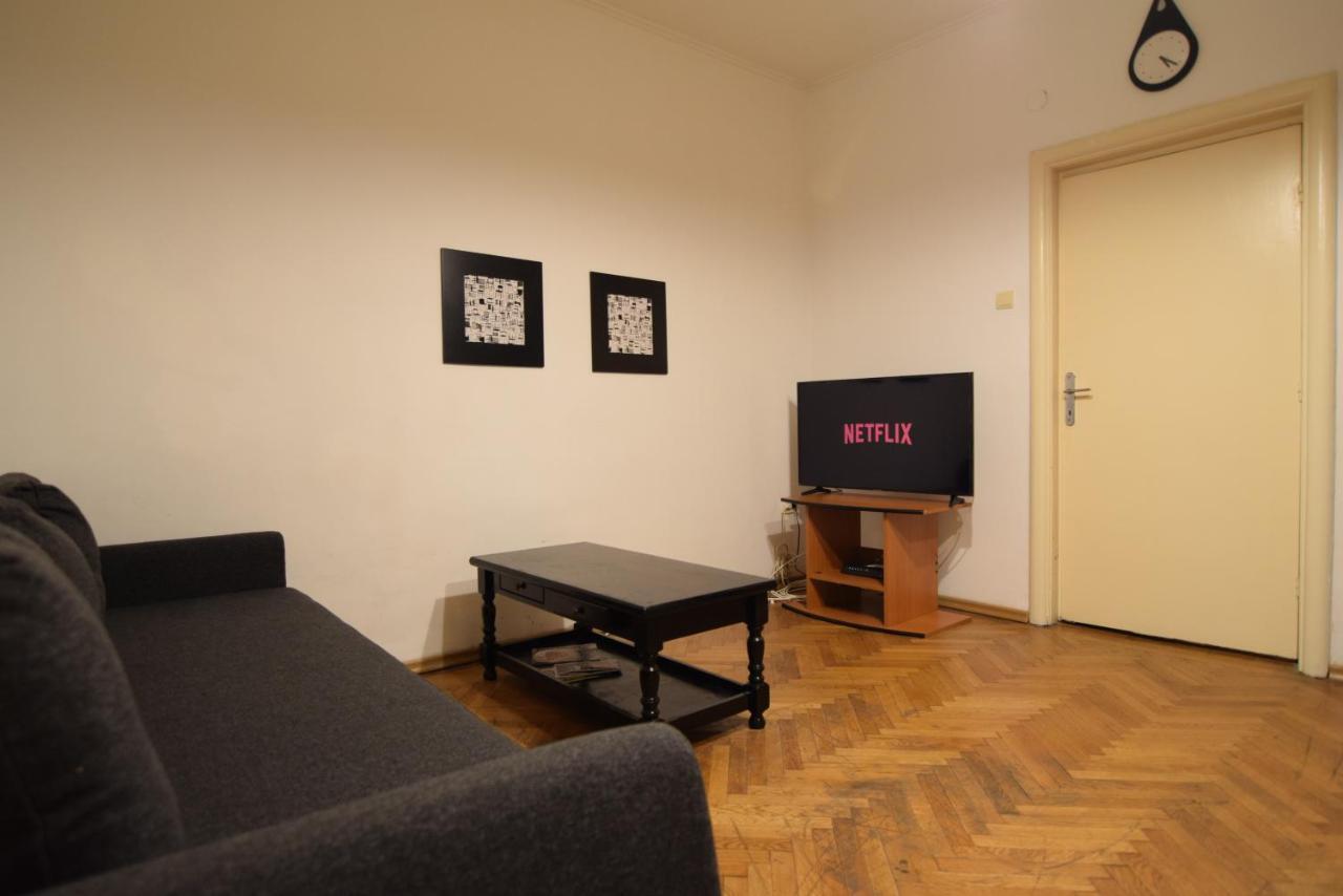 Appartement Resedinta Lui Calin - Downtown Park Cismigiu à Bucarest Extérieur photo